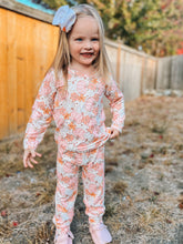 Load image into Gallery viewer, Pumpkin Queen Mommy + Me Lounge Set
