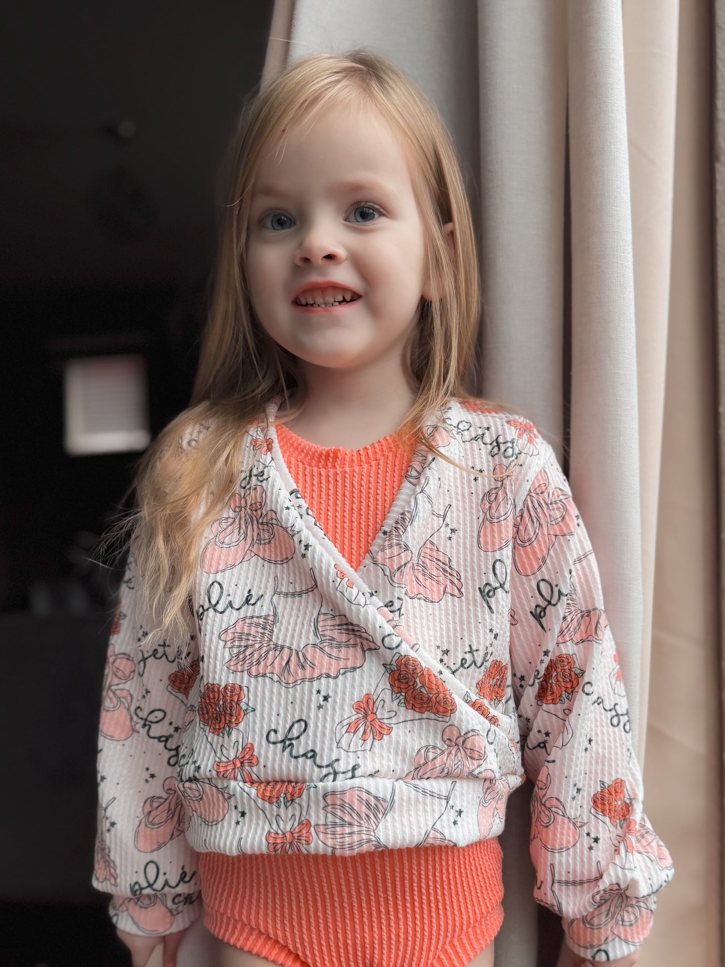 Sweater Wrap (Dance Print)