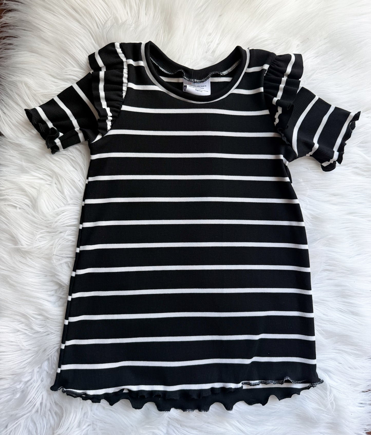 6y Ruffle Tee
