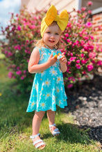 Load image into Gallery viewer, Daisy Bee Princess Dress